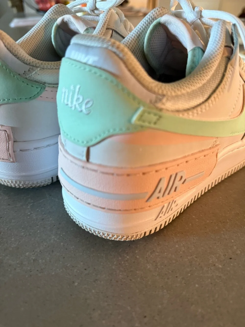 Nike AF1 in White, Mint & Pink - Picture 6 of 6